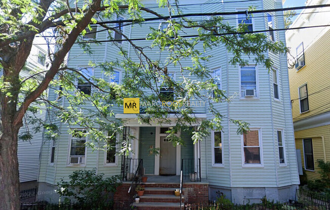 279 Pearl St.