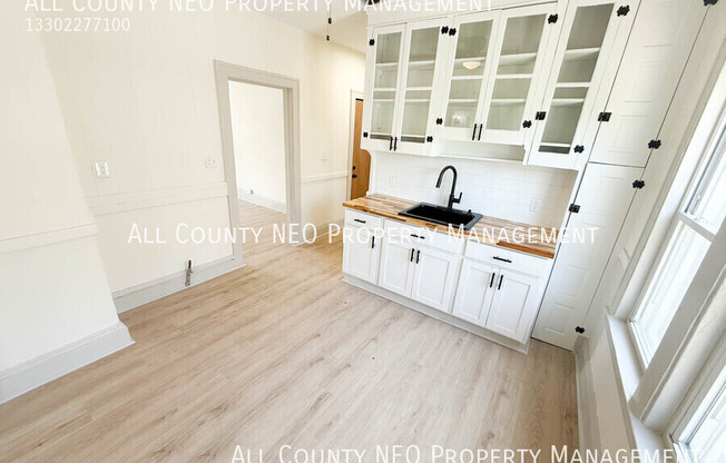 2649 E 110 ST
