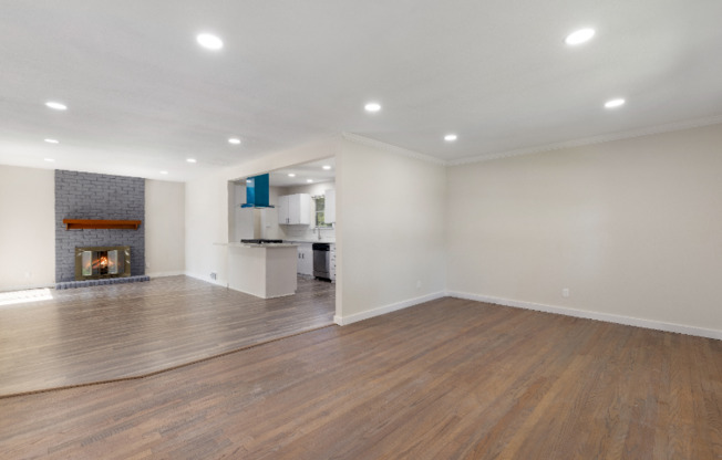 529 MELROSE DR