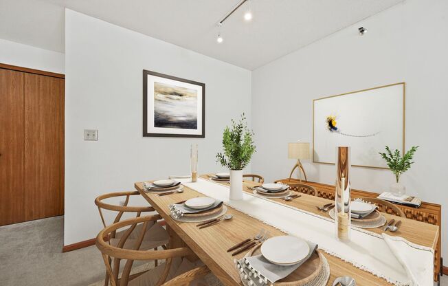 2 beds, 2 baths, 1,250 sqft, $1,765, Unit 202