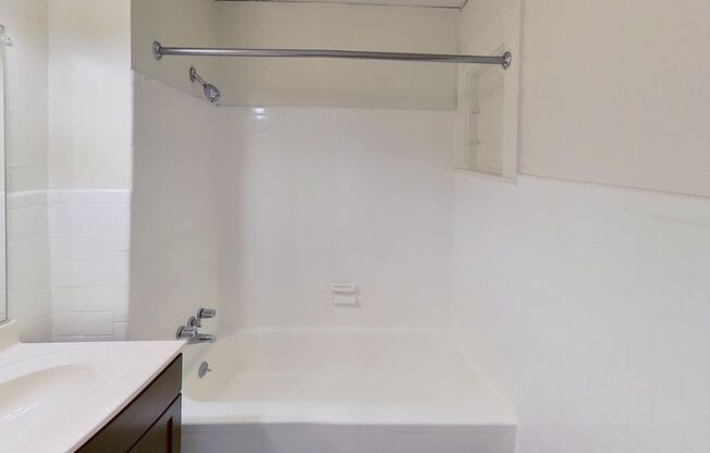 1 bed, 1 bath, 600 sqft, $1,299, Unit 1301-84