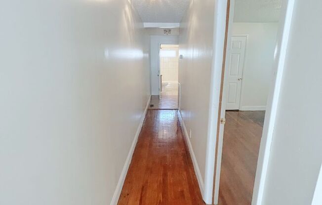 903 Price Ave