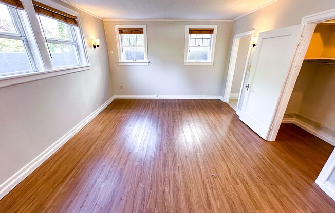 Studio, 1 bath, 500 sqft, $1,595, Unit B