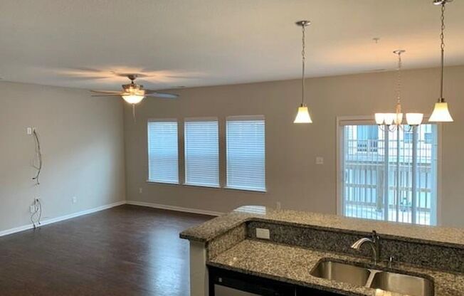 2 beds, 2.5 baths, $2,100