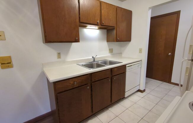 1 bed, 1 bath, 580 sqft, $775, Unit 1014-019