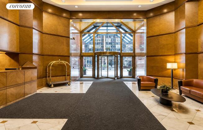 1 bed, 1.5 baths, 915 sqft, $7,200, Unit 6105
