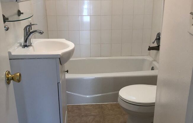Studio, 1 bath, 400 sqft, $1,625, Unit 53