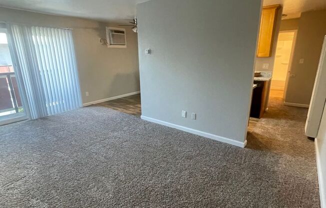 1 bed, 1 bath, 575 sqft, $1,350, Unit 59