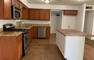 3 beds, 2 baths, $1,750