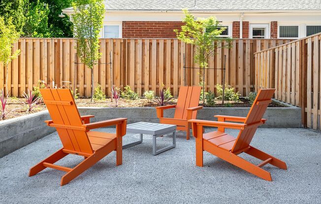 Studio, 1 bath, 343 sqft, $999, Unit Unit 102 - Live/Work - Income Restricted