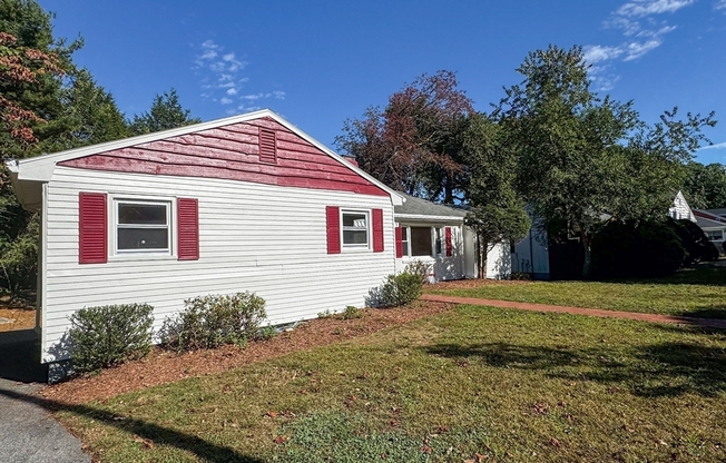 92 WOODCLIFF RD