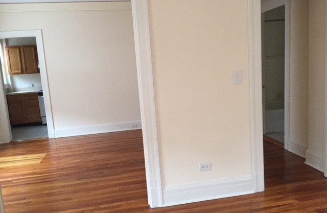 1 bed, 1 bath, 550 sqft, $1,600, Unit 414