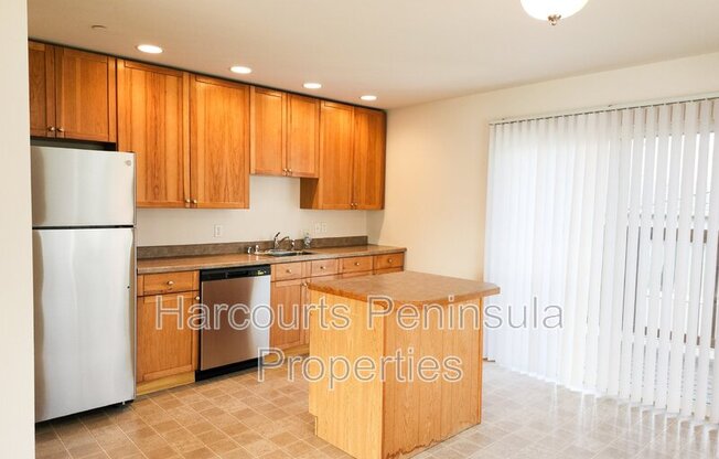 111 RAINIER AVE