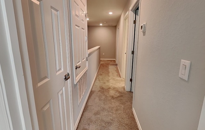 3070 FIELDWOOD CIR