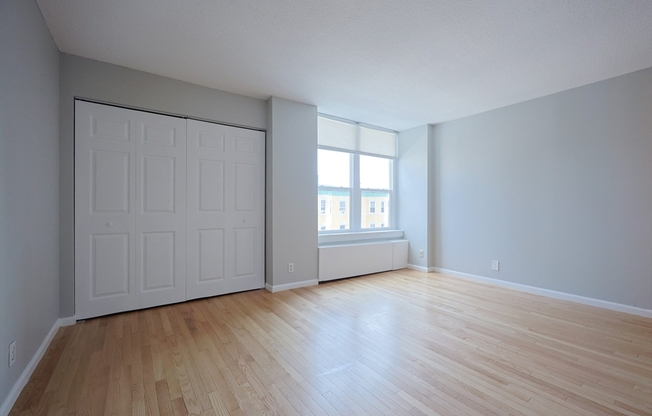 2 beds, 2 baths, 1,000 sqft, $3,950, Unit 401