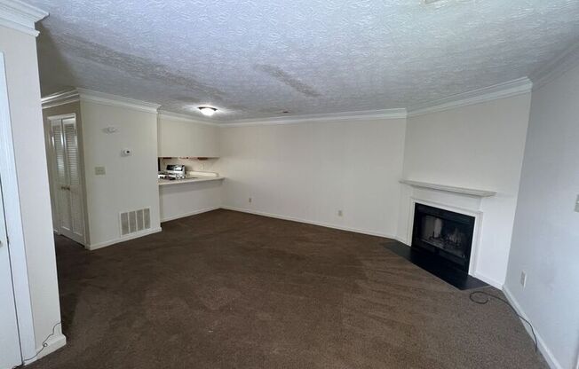 6426 CHARTER WAY