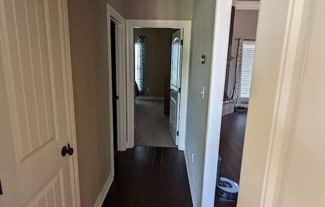 3 beds, 2 baths, $2,095