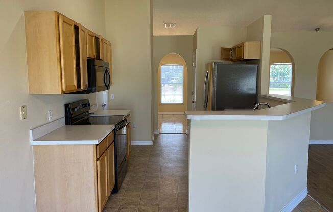 3 beds, 2 baths, $2,000