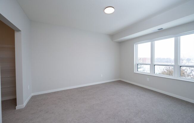 1 bed, 1 bath, 842 sqft, $1,635, Unit A-212