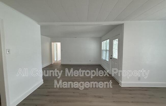 10402 DESDEMONA DR