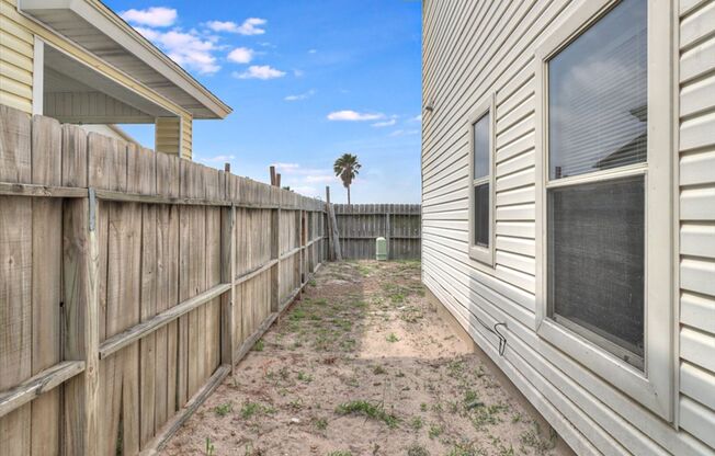 2 beds, 2 baths, $1,395