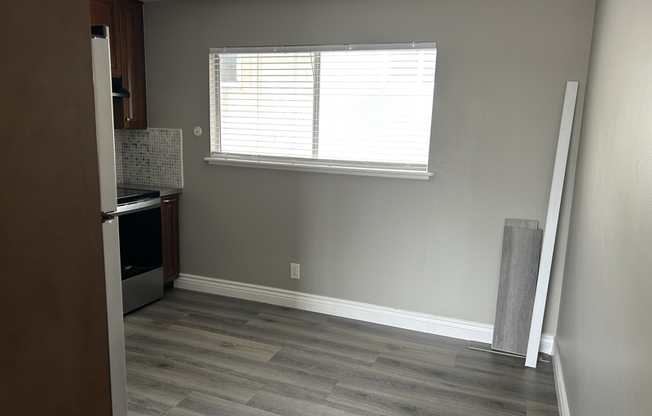 3608 MIDVALE AVE