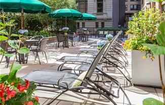 1 bed, 1 bath, 630 sqft, $6,474, Unit 17F