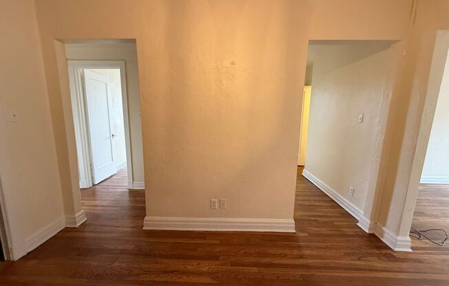 2 beds, 2 baths, 1,303 sqft, $2,400, Unit New King Edward  201