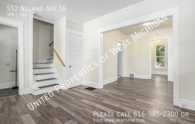 552 NELAND AVE SE