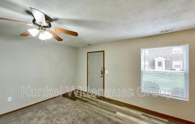 1810 2 JAMESTOWN RD