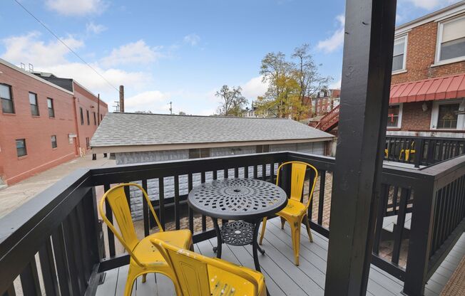 2 beds, 1.5 baths, $2,200, Unit 91 s 9th Street