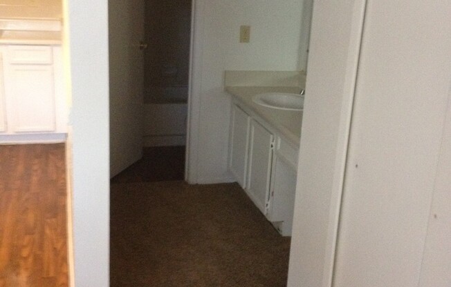 Studio, 1 bath, 415 sqft, $695, Unit 1205