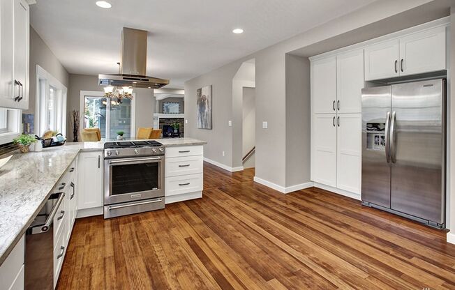 4Bd/2.75Ba Seattle House
