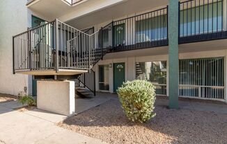 3 beds, 2 baths, $1,895, Unit 106