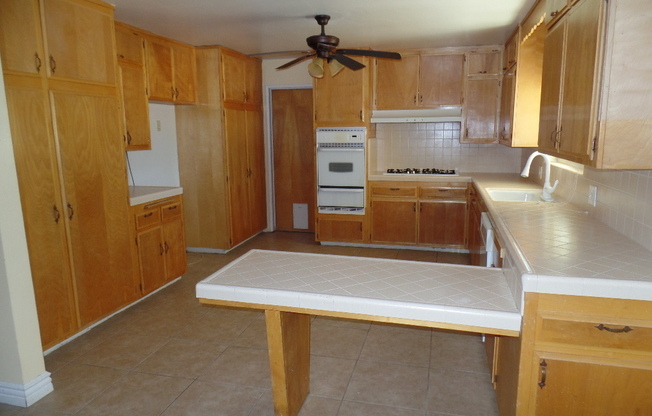 3 beds, 2 baths, $2,050