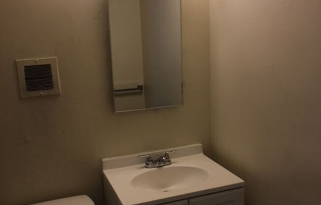 1 bed, 1 bath, 548 sqft, $1,249, Unit 504B