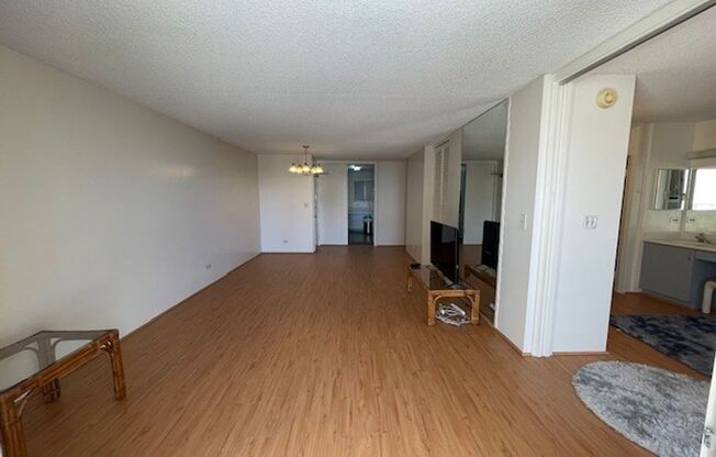2 beds, 2 baths, $3,100
