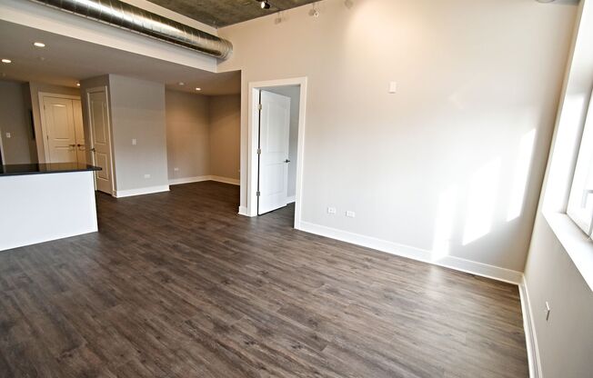 1 bed, 1 bath, 871 sqft, $3,150, Unit 3833-720