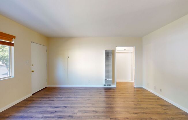 1 bed, 1 bath, 600 sqft, $1,895, Unit L