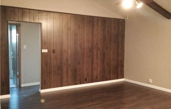 Cozy 3 Bed / 2 Bath Single-Family Home for Rent in Garland