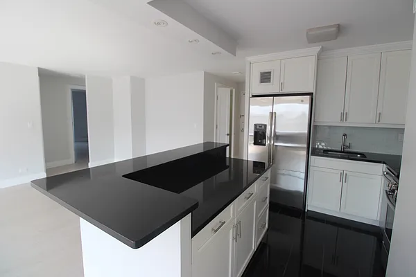 Studio, 1 bath, $9,995, Unit 25D
