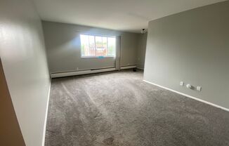 1450 Riverside