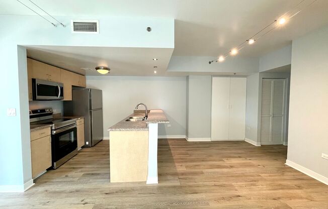 Renovated 2 Bedroom 2 Bathroom Condo in Little Italy Downtown San Diego