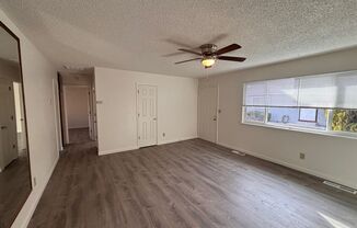 2 beds, 1 bath, 700 sqft, $1,450, Unit LON1600-005