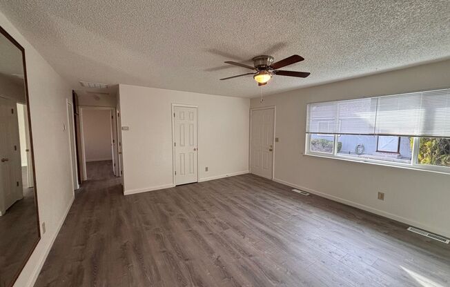 2 beds, 1 bath, 700 sqft, $1,450, Unit LON1600-005