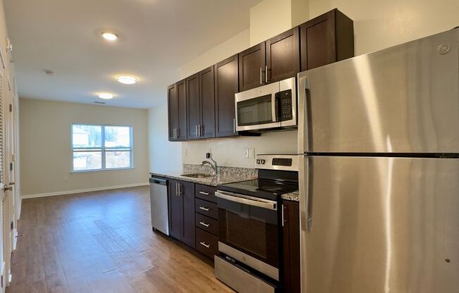 Townhomes along Hamilton Ave, MD!
