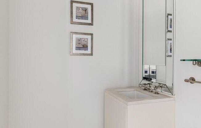 3 beds, 3.5 baths, 2,038 sqft, $12,900, Unit 520