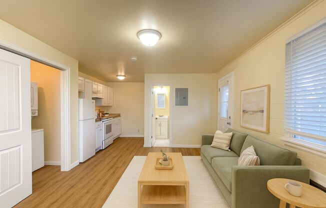 1460 & 1466 Reed St – Modern Studio, 1 & 2 Bedroom Apartments with W/D in Unit!