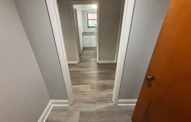 1 bed, 1 bath, 750 sqft, $1,245, Unit 6224 Fifth Ave. #A2-H