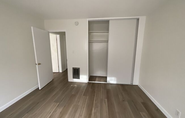 2 beds, 1 bath, 880 sqft, $2,100, Unit 1